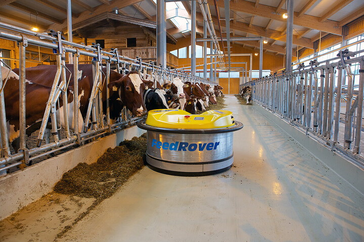 Futterschieber FeedRover FeedMaster von Lemmer Fullwood