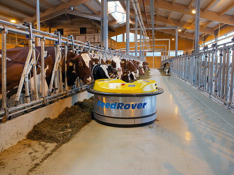 Futterschieber FeedRover FeedMaster von Lemmer Fullwood